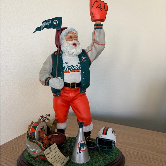 Danbury Mint Other - Danbury Mint Miami Dolphins Santa Figurine -
